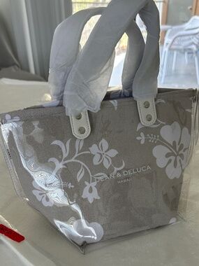 DEAN & DELUCA HAWAII HIBISCUS 3 WAY TOTE BAG with strap